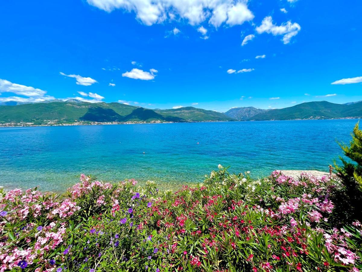 Beachfront Villa Pearl Of Adria Krasići Exteriör bild